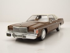 Modellino auto Dodge Royal