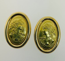 Orecchini Anfora in oro giallo 18 kt con cammeo etrusco