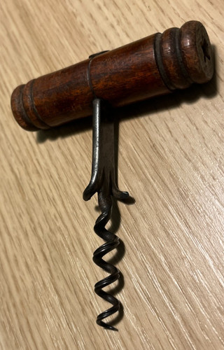 Straight pull corkscrew - corkscrew, by