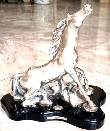 Scultura cavallo lunga - cavallo,