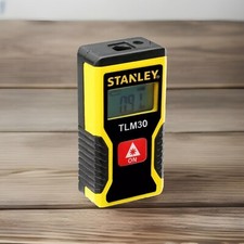 Misuratore laser Stanley TLM30 compatto 9 metri USB ricaricabile alta precisione