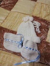 SET NEONATO - CAPPELLINO E CALZETTE