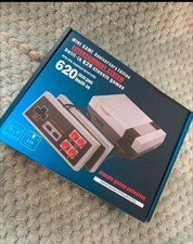 Atari,.Mini console per videogiochi, con oltre 600 giochi al suo interno