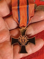 MEDAGLIA CROCE 11 ARMATA