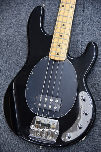 Music man stingray black - stingray,
