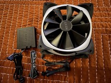 NZXT RGB e controller ventola