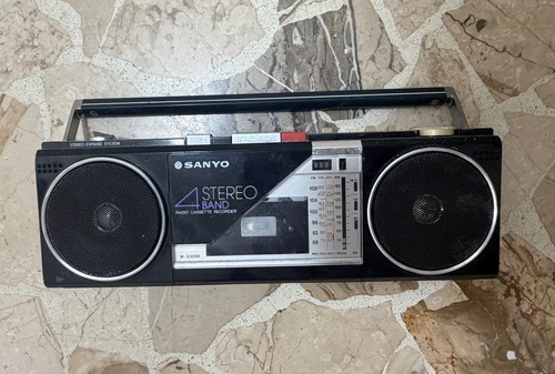 Sanyo stereo
