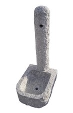 Fontana per giardino in pietra