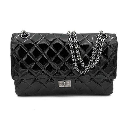 Chanel patent medium - patent, 2.55