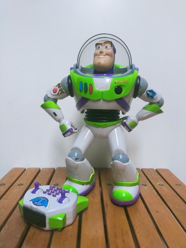 Buzz lightyear radiocomandato - lightyear,