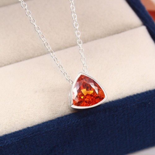 Collana con ciondolo - collana,