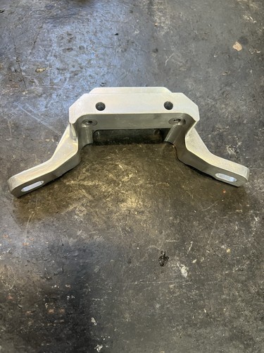 Top motor mount - top, billet