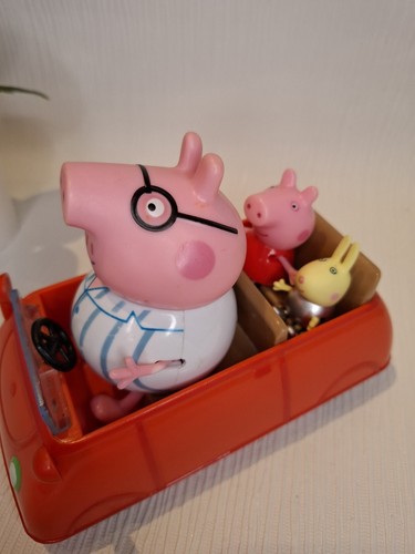 Peppa pig auto rossa con - pig,