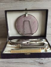 VECCHIO SERVIZIO DA TOILETTE/CAMERA