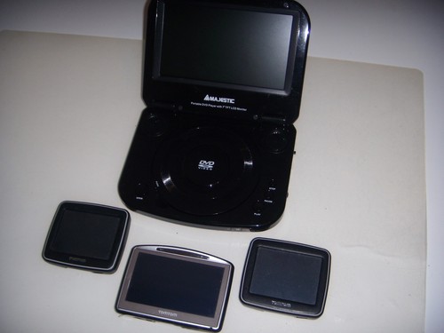 Navigatore satellitare tom - navigatore,