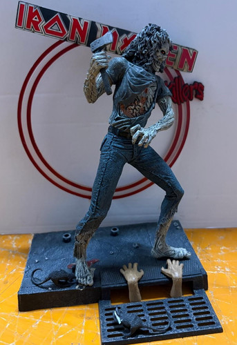 Action figure iron maiden - iron,