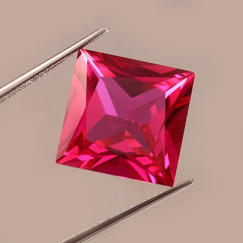 Zaffiro rosa scuro - , quadrato