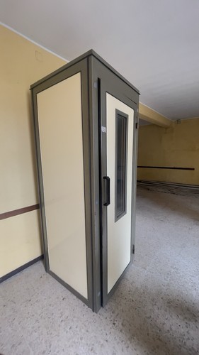 Cabina telefonica anni 60 - cabina,