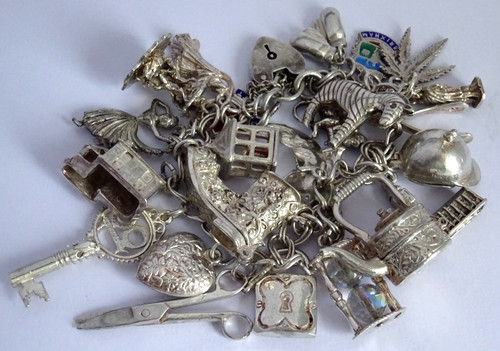 Bracciale charm vintage