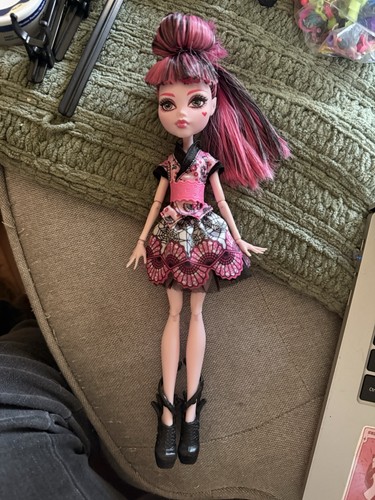 Monster high exchange student - high,
