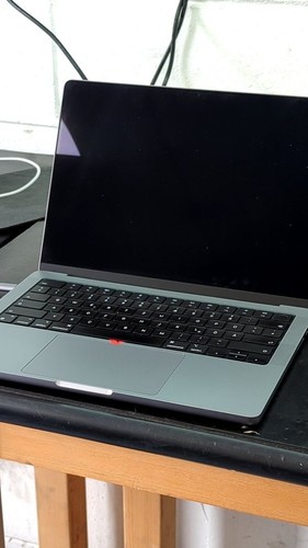 Macbook pro m1 - (2021),