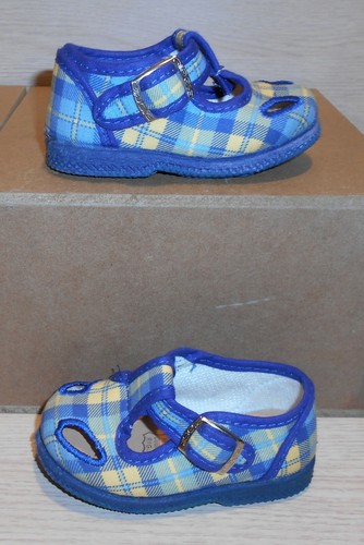 Scarpe sandali con occhi - sandali,