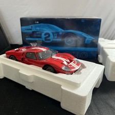 Modellino auto exoto - 1:18, 1966