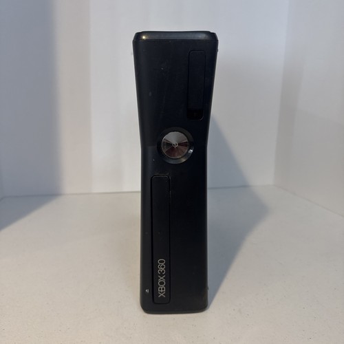 Xbox 360 slim 4gb modello - xbox, s