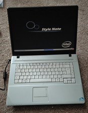 Clevo novatech m76t - clevo,