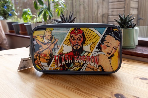 Flash gordon toilette lavaggio - gordon,