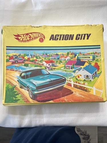 Hot wheels vintage 1968 action - vintage,