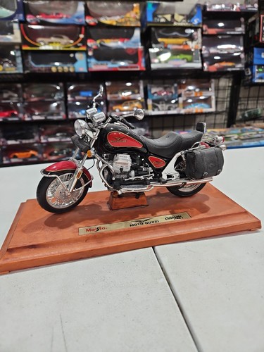 Maisto moto guzzi - 1/10,