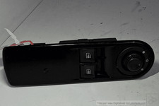 Blocco comandi alzacristalli  RENAULT CLIO 4a Serie Sporter 1.2 (54Kw) Sw 723312