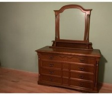 Camera da letto completa di legno massello classica