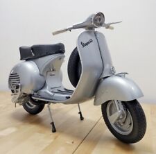 1/3 Piaggio Vespa GS150