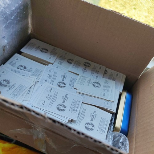 Mega lotto calciatori panini - mega,