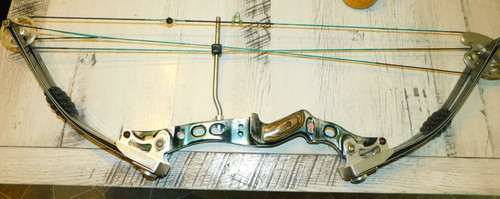 Hoyt saphire compound - saphire, right