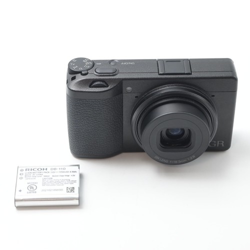 Fotocamera digitale compatta