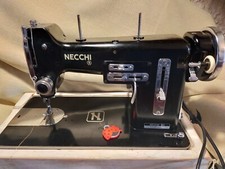 Necchi BU serie NOVA  Con Base E Motore originale Vintage.