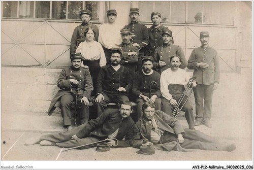 AVIP12-0536-MILITAIRE-CARTE