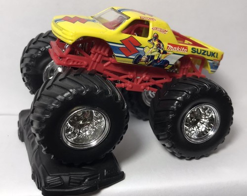 Hot wheels monster - jam, suzuki