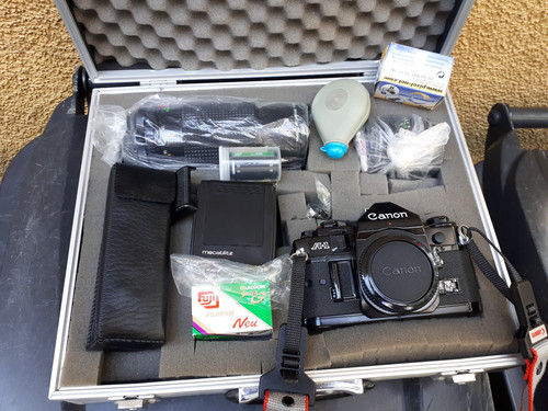 Attrezzatura fotografica canon - attrezzatura,