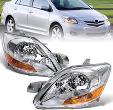 07-11 Toyota Yaris Headlight