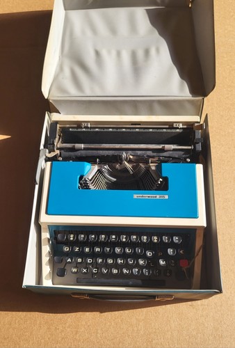 Macchina scrivere olivetti - scrivere,