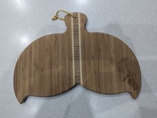  Servizio e tagliere in bambù