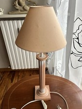 lampada da tavolo color rosa antico