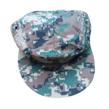Cappello mimetico digitale