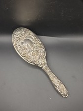 Antica spazzola per capelli da