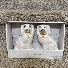 Staffordshire statuine cane