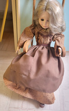 SVENDITA - Bambola antica con sedia a dondolo - Altezza in piedi 45 cm